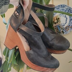 Free People Navy Leather Clogs